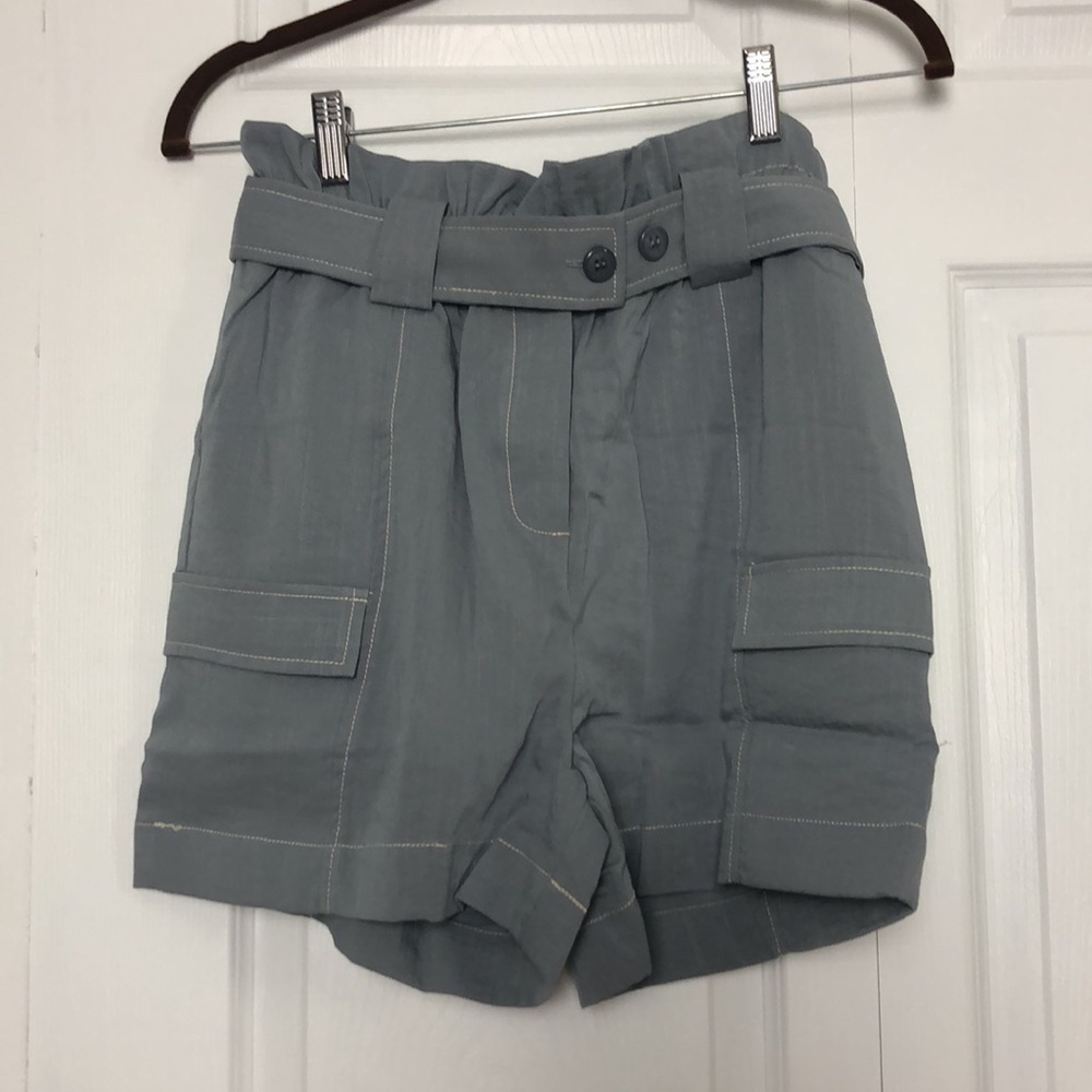 💙 XS 💙 NWT Anthro Shorts Cinched Paper Bag Belt Cargo Pockets
